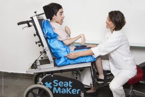você transforma sensores de movimento como o Kinect em um poderoso scanner 3D. Seat Maker é a melhor opção para centros de reabilitação, oficinas ortopédicas, terapeutas e lojas que trabalham com cadeira de rodas